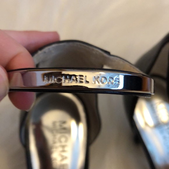 Michael Kors strappy heels - Picture 7 of 10